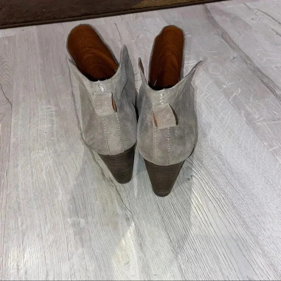 LUCKY BRAND SUEDE WOMENS SZ 9 boots - Picture 4 of 5